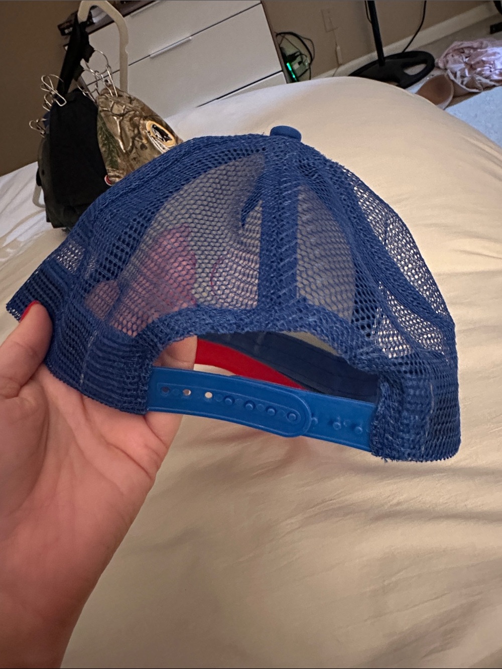 Smiley hat - Picture 3 of 3